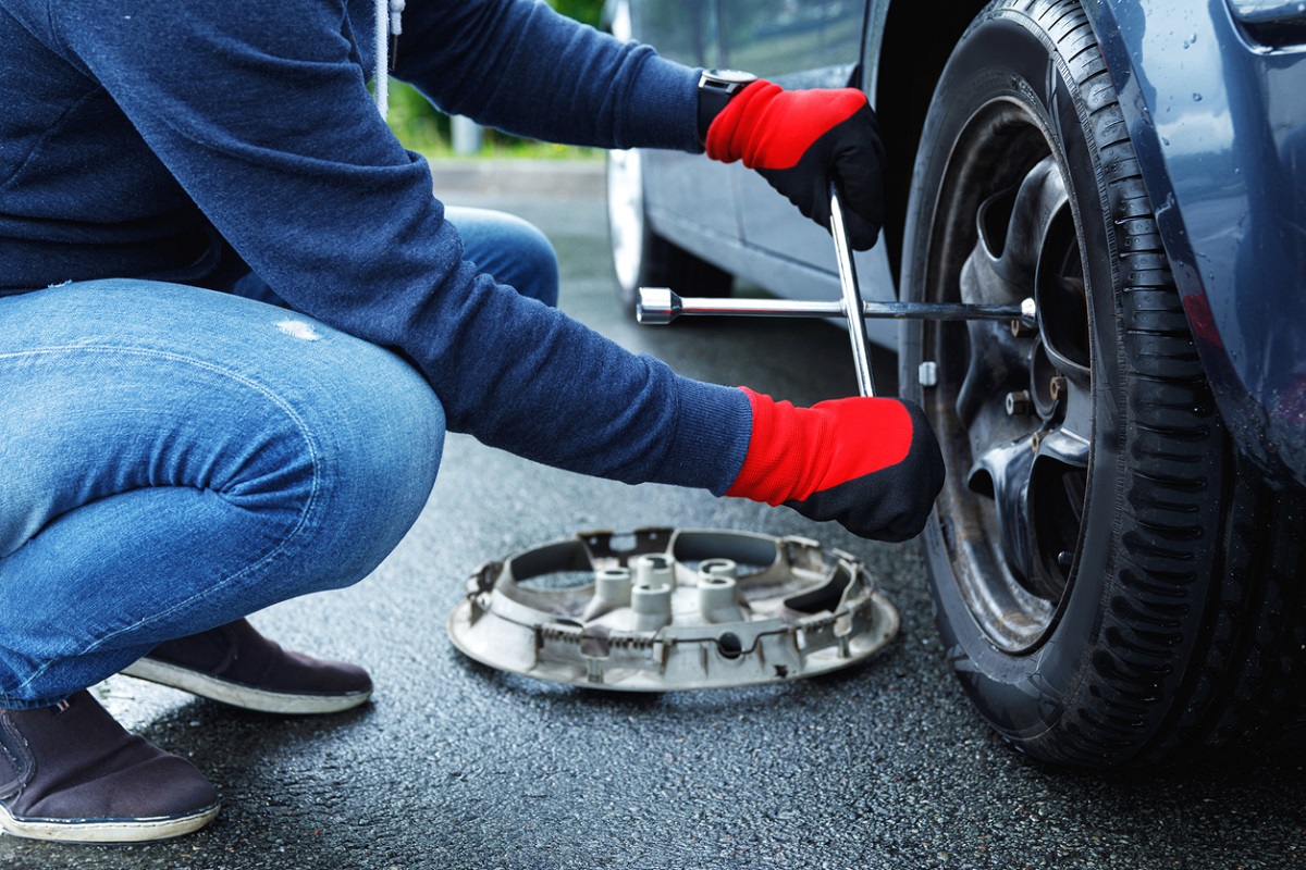 How Do You Change A Tyre?